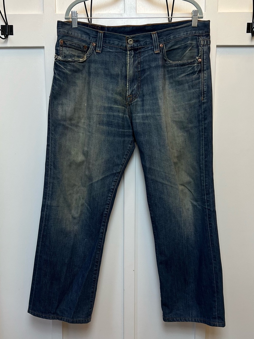 Lucky Brand Virtue Vintage Straight Jean Men 34 x 28 Short Blue Denim Distressed
